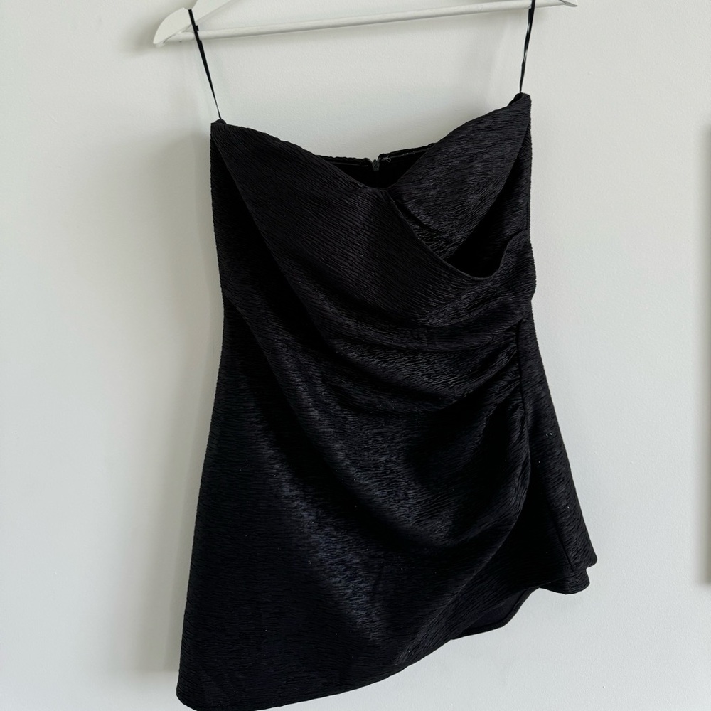 Elegant Black Draped dress